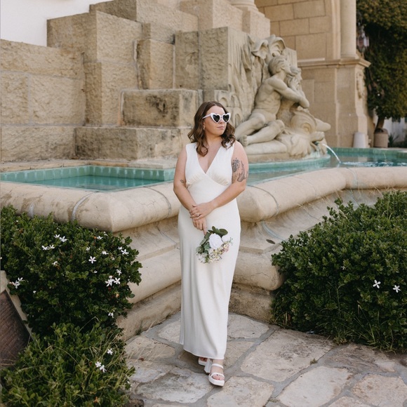 Meet your Posher, Meredith - Picture 1 of 3